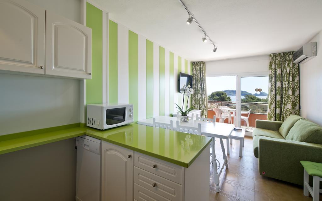 Apartamentos Sallés Beach L'Estartit Camera foto