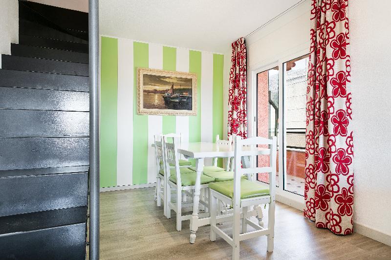 Apartamentos Sallés Beach L'Estartit Esterno foto
